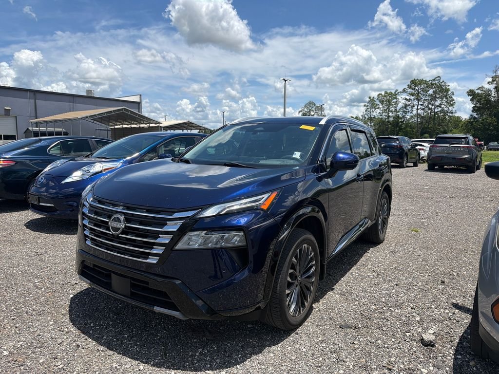 2024 Nissan Rogue Platinum FWD's photo