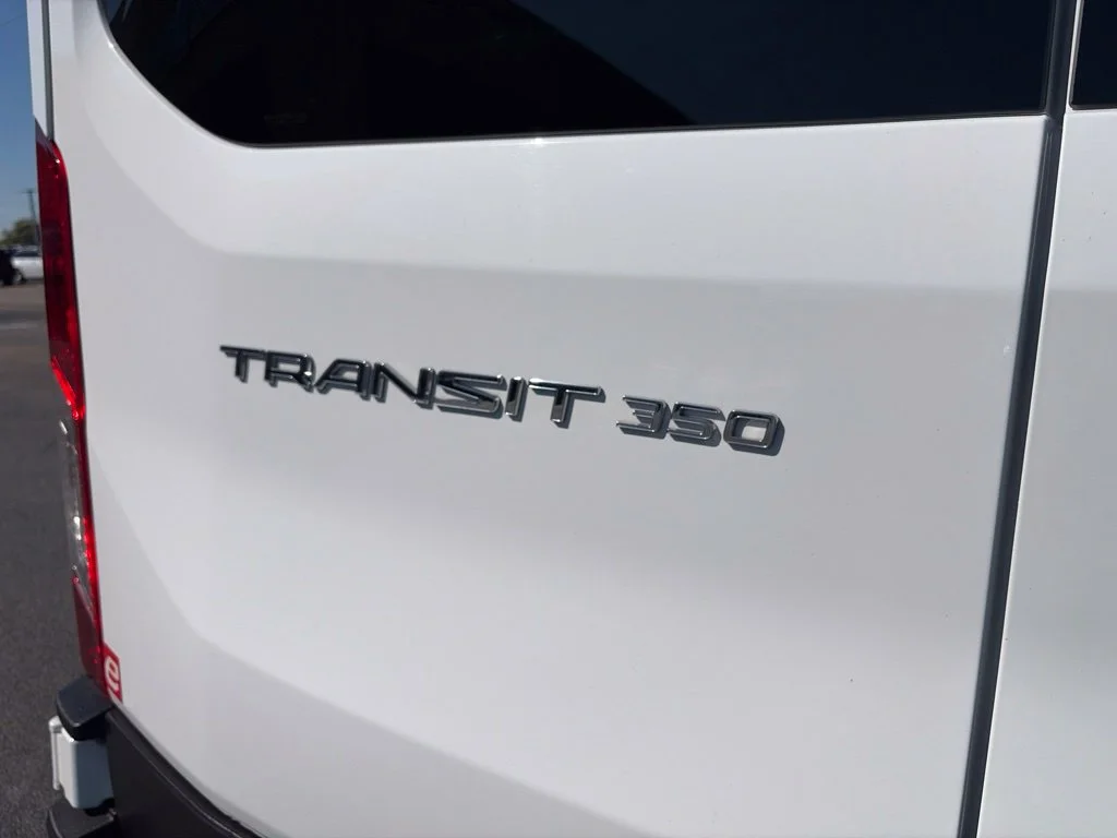 Used 2025 Oxford White Ford XLT image 29