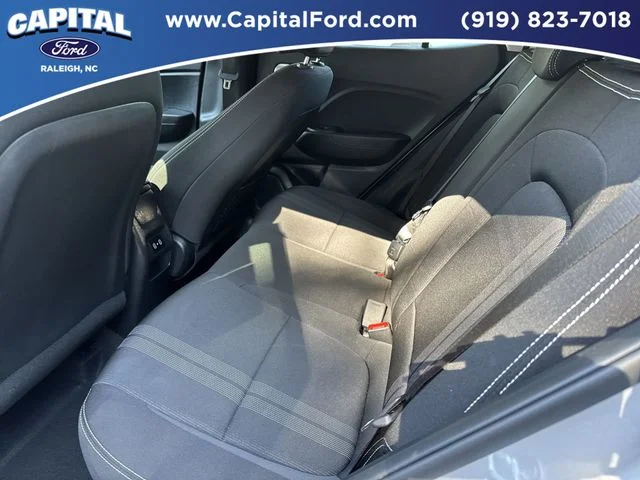 Used 2025 Silver Hyundai SEL image 18