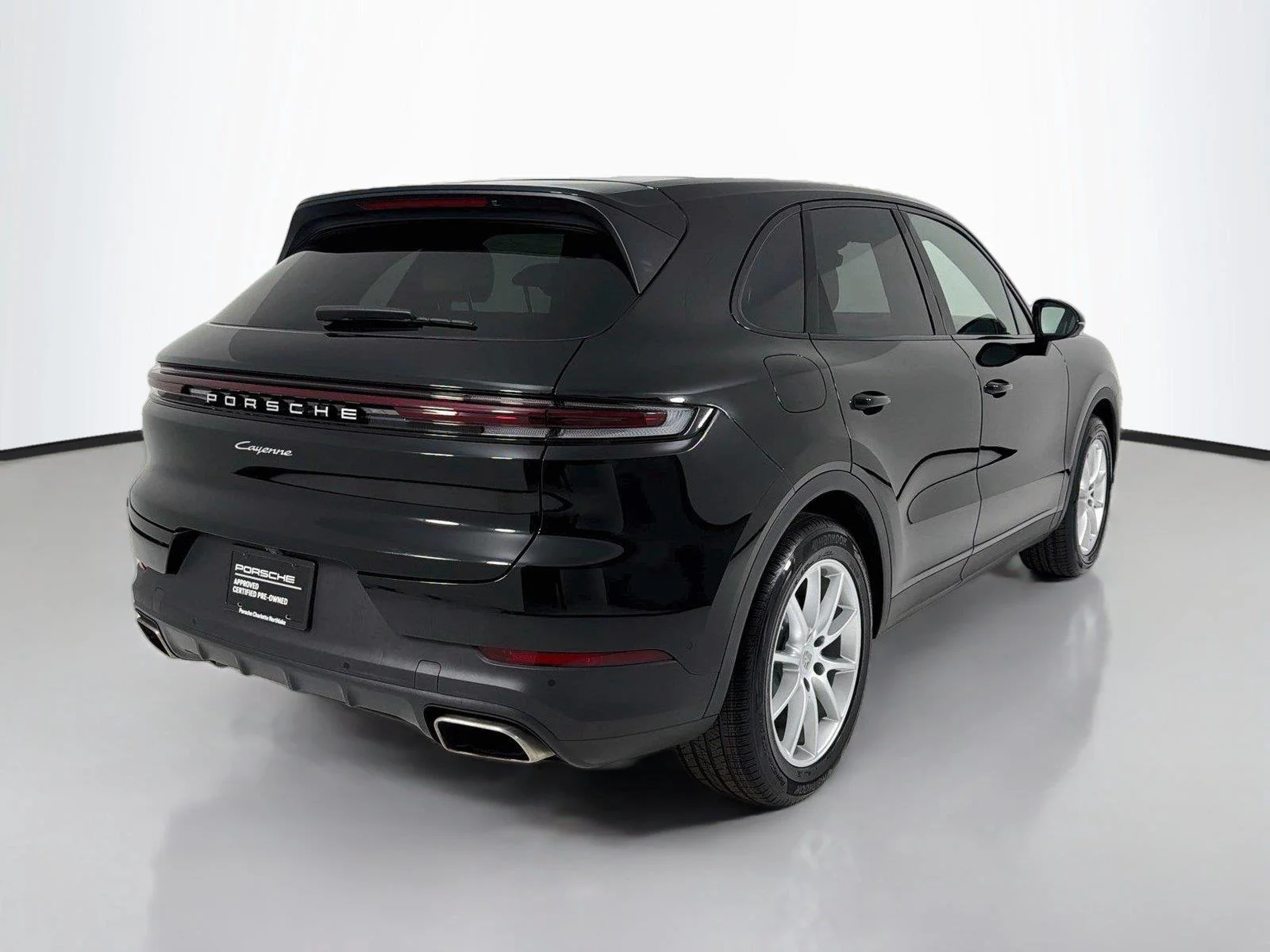 Certified Used 2024  Porsche  image 27
