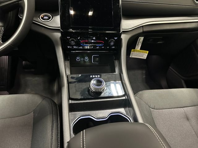 2025 Jeep Grand Cherokee Laredo - Photo 11