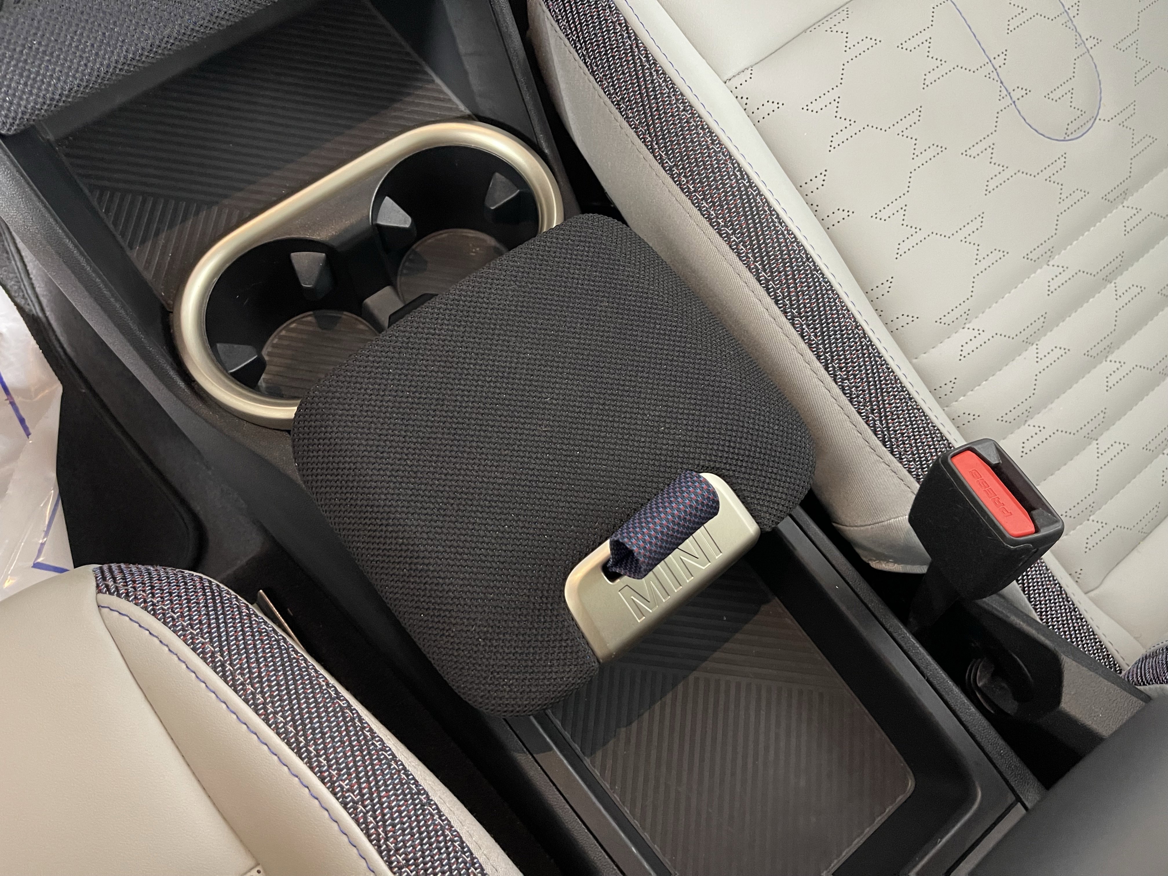 2025 MINI Countryman S - Photo 15