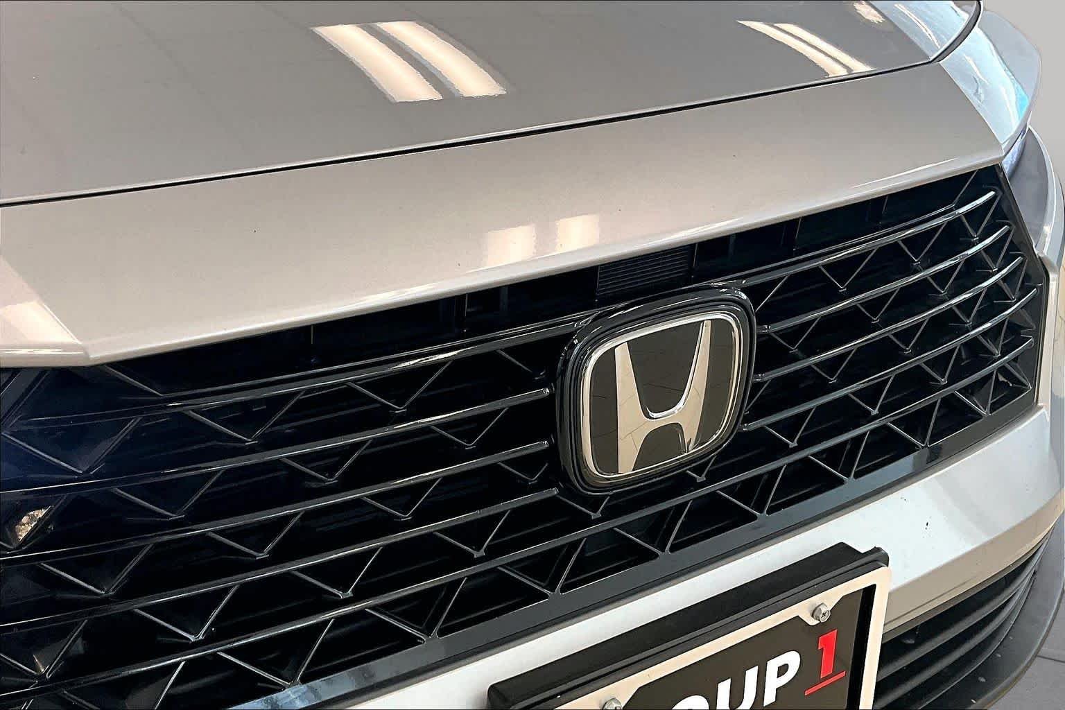 Used 2023 Lunar Silver Metallic Honda Sport image 28
