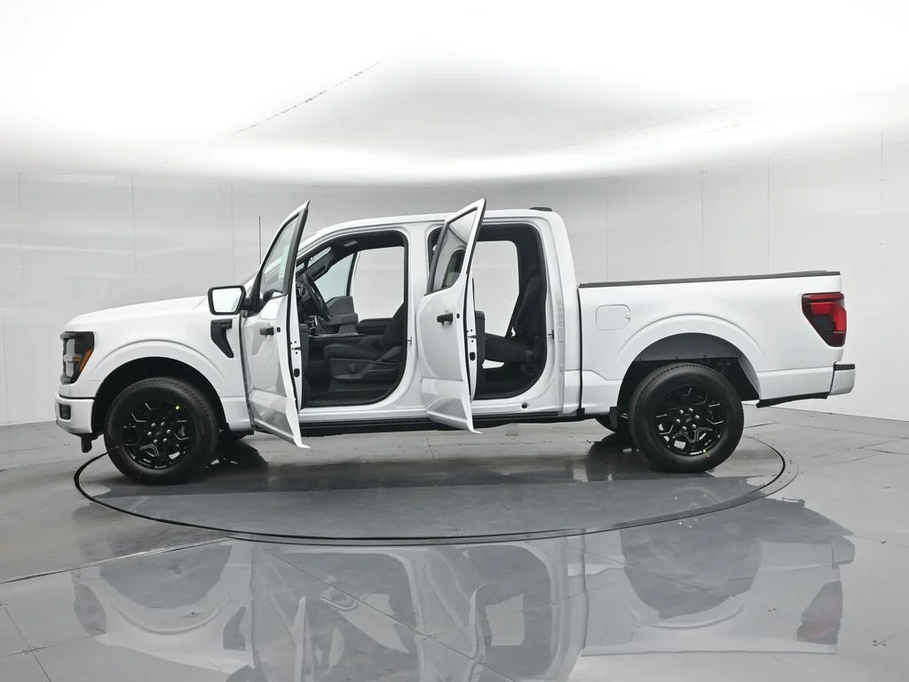 New 2026 Oxford White Ford STX image 23