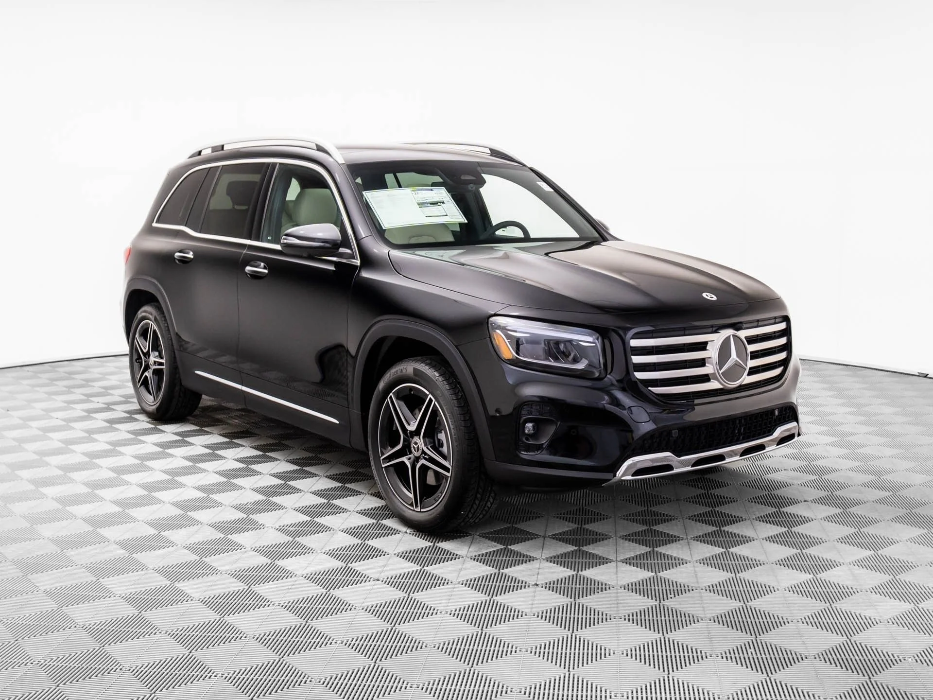 New 2026 Black Mercedes-Benz GLB 250 image 7
