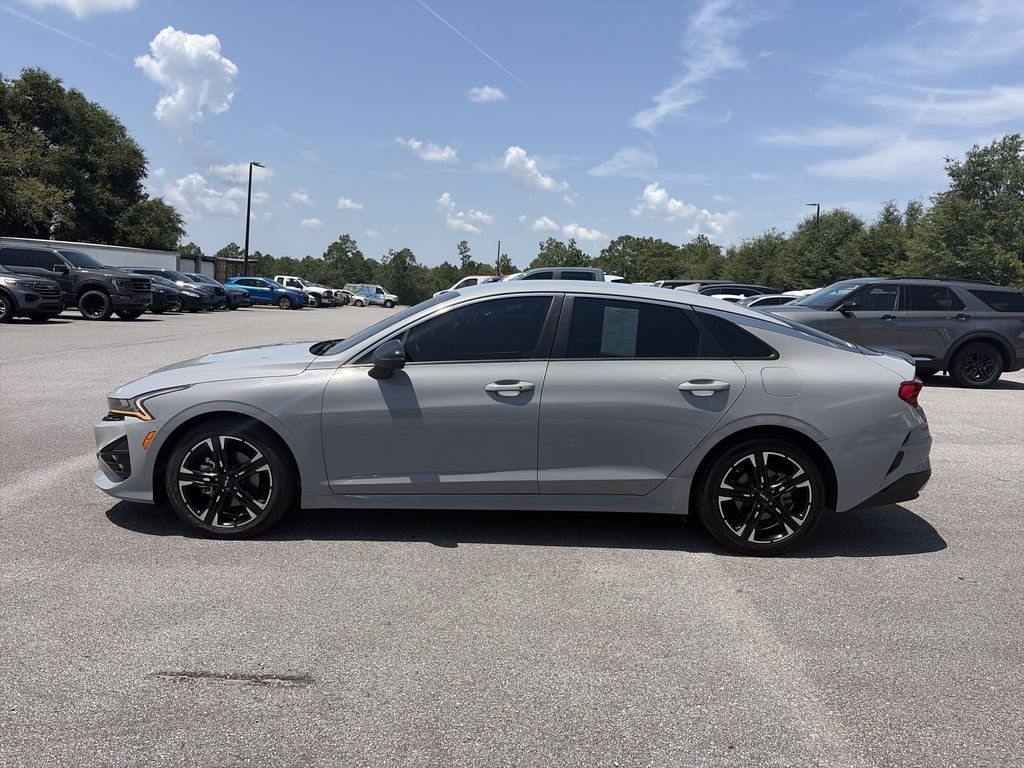 Used 2024 Wolf Gray Kia GT-Line image 4
