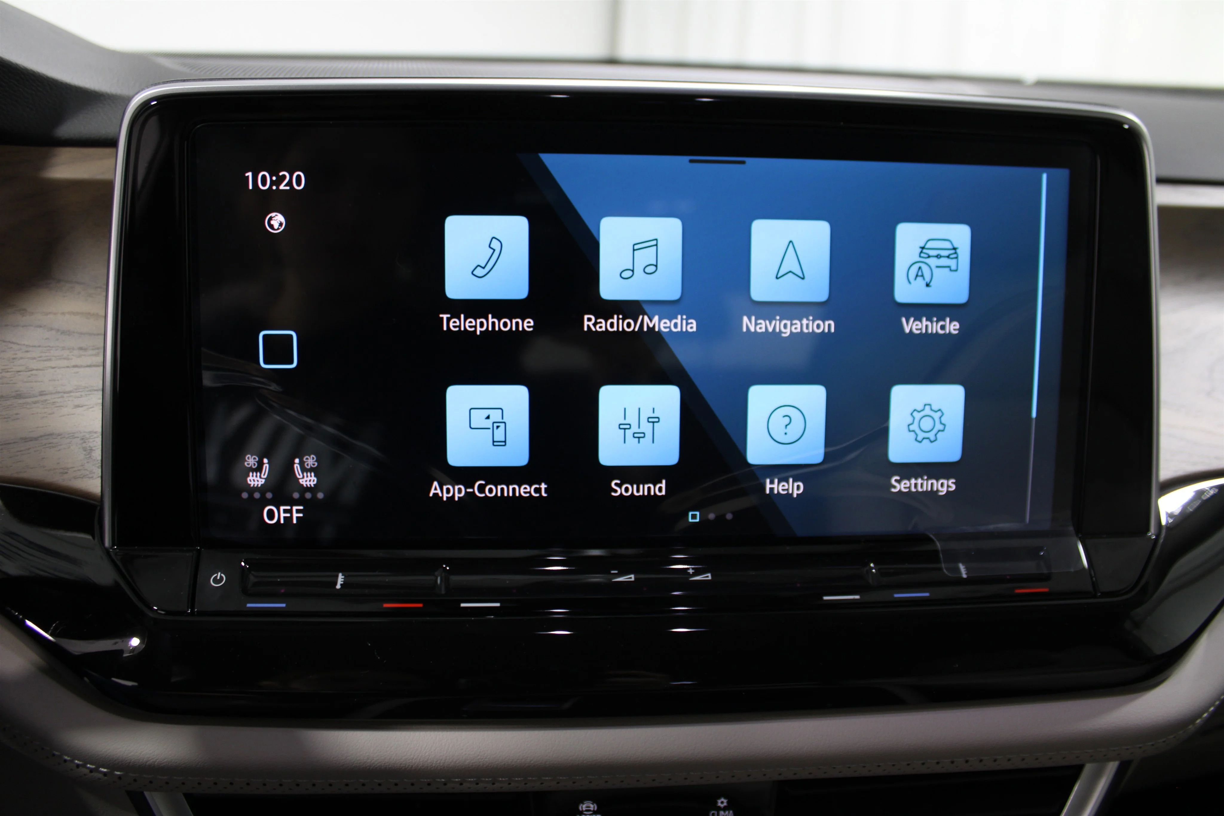 2026 Volkswagen Atlas SE - Photo 14