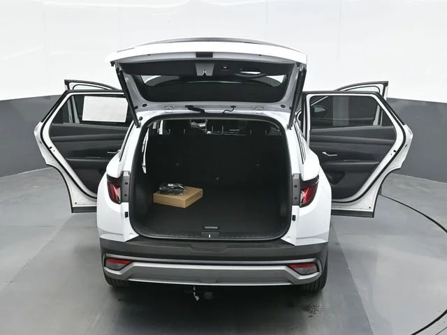 New 2026 White Hyundai SEL image 27