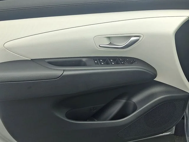 New 2026 Silver Hyundai SEL Plus image 9