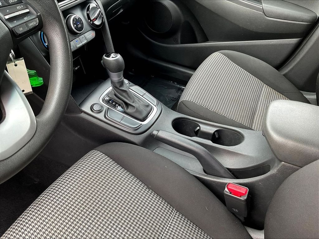 Used 2019 Gray Hyundai SE image 19