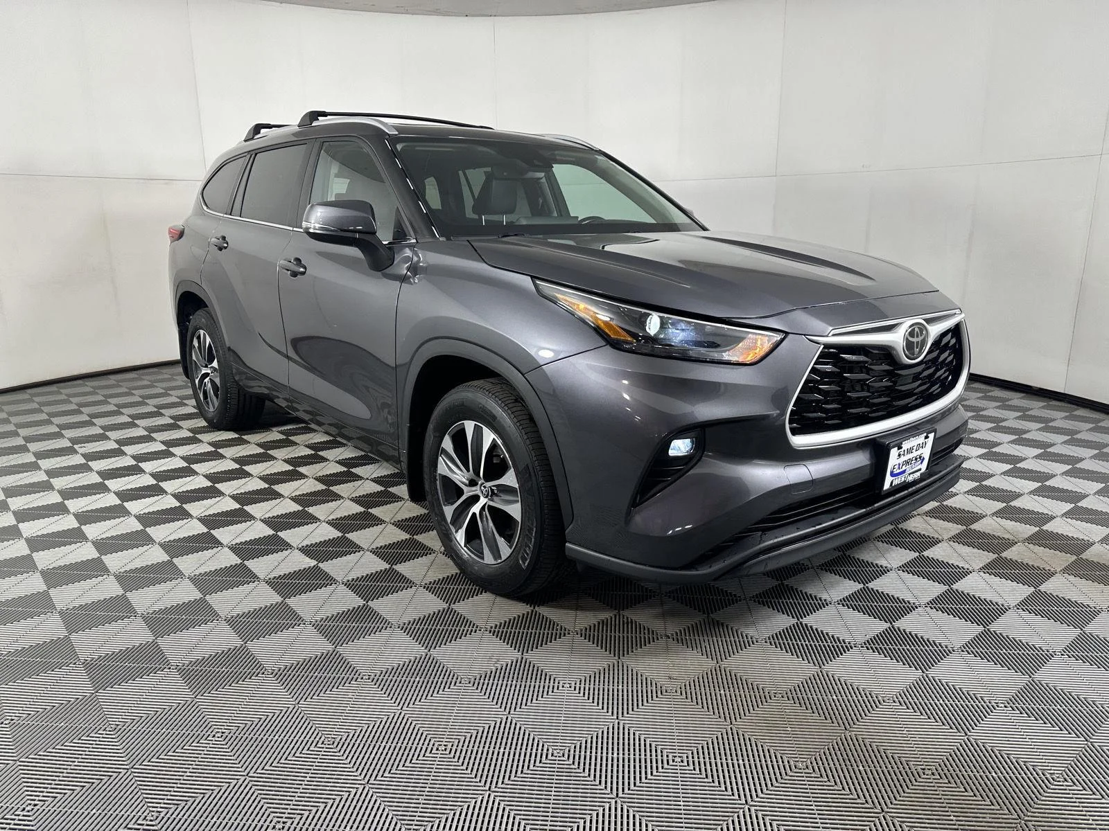 Used 2023 Magnetic Gray Metallic Toyota XLE image 11