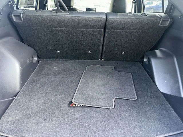 Certified Used 2025  Mitsubishi SE image 23