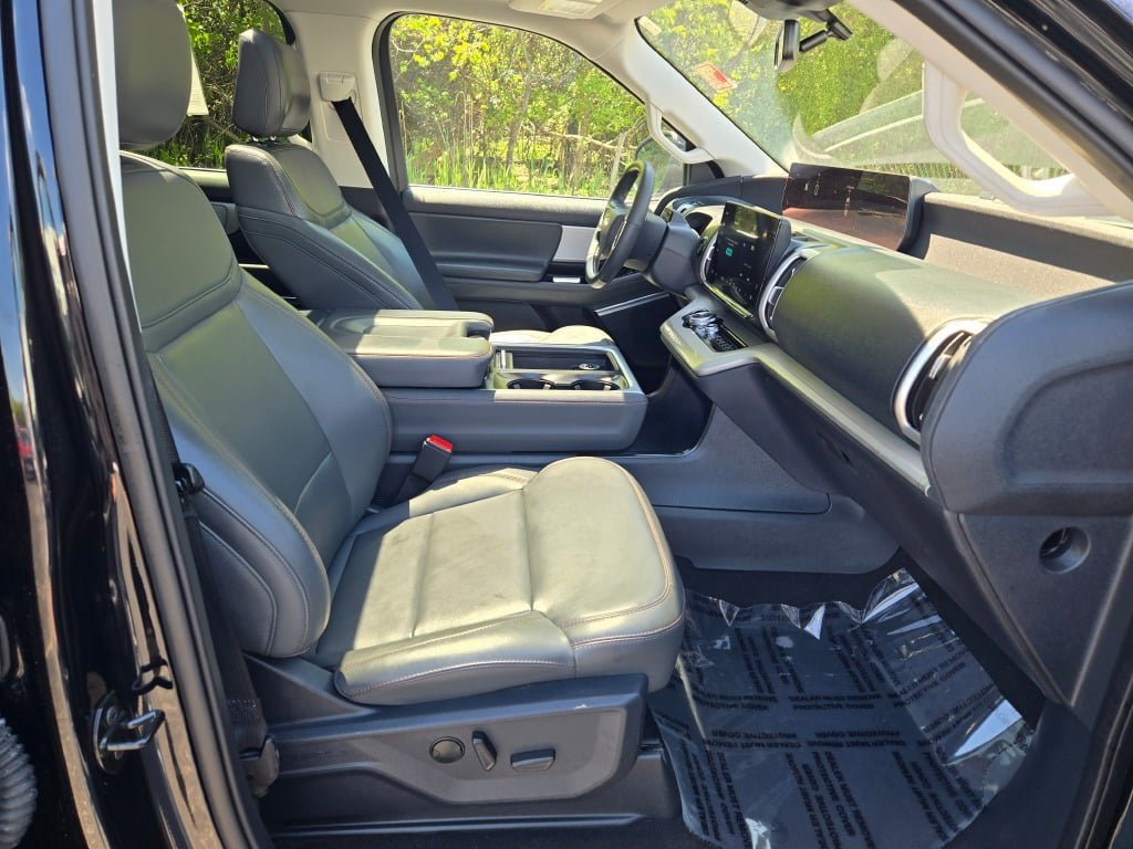2025 Ford Expedition Active - Photo 7