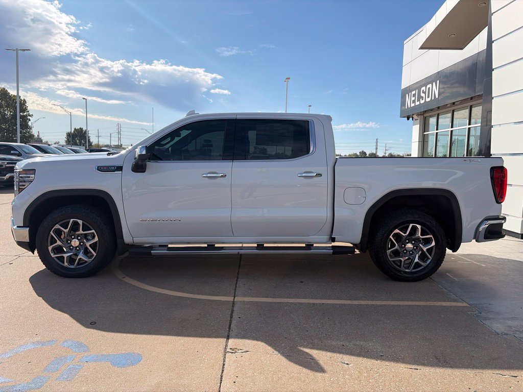 New 2026 Glacier White Tricoat GMC SLT image 9