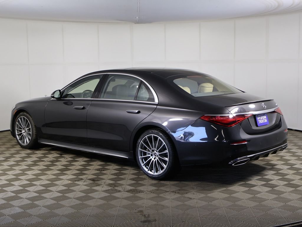 Used 2021 Gray Mercedes-Benz S 580 image 12