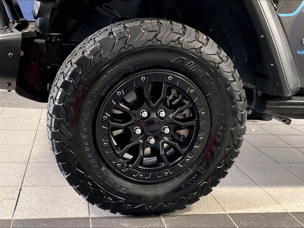 Used 2023 Gray Jeep Rubicon 20th Anniversary Edition 4xe image 7
