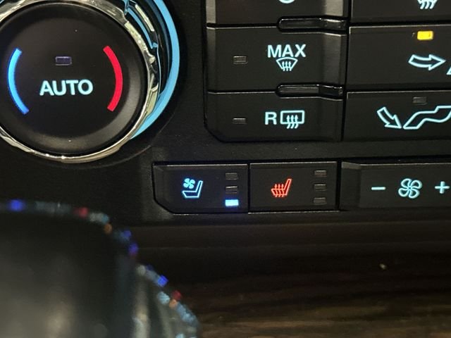 Used 2020 Black Ford XL image 34