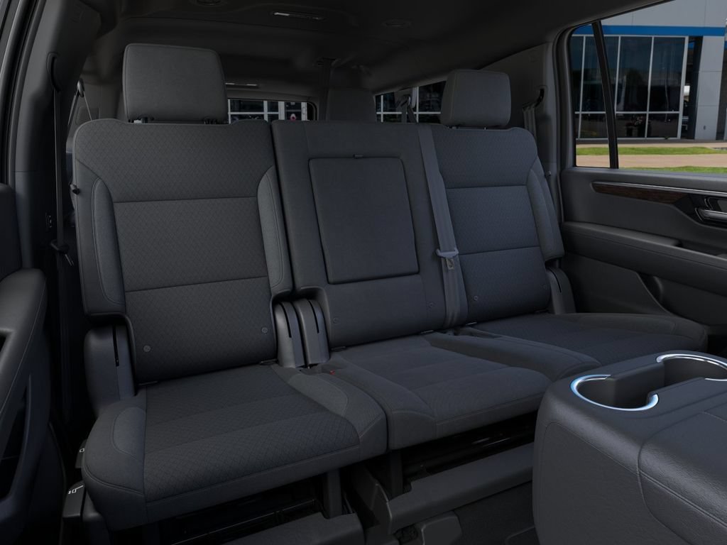 2026 Chevrolet Suburban LS - Photo 17