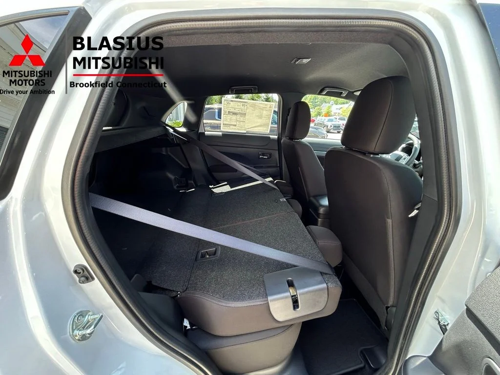 New 2025 White Mitsubishi 2.0 Trail Edition image 83