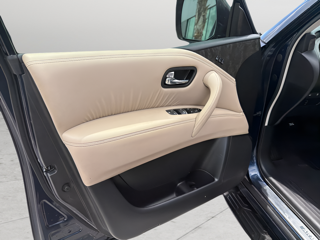 Used 2021 Blue Nissan Platinum image 16