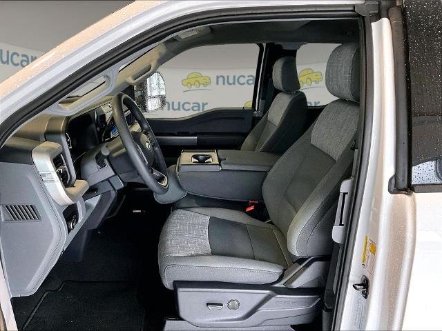 New 2026 Oxford White Ford XLT image 28