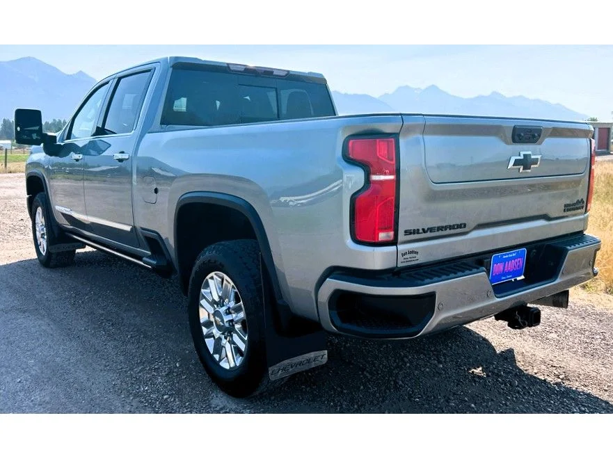 Certified Used 2024 Sterling Gray Metallic Chevrolet High Country image 22
