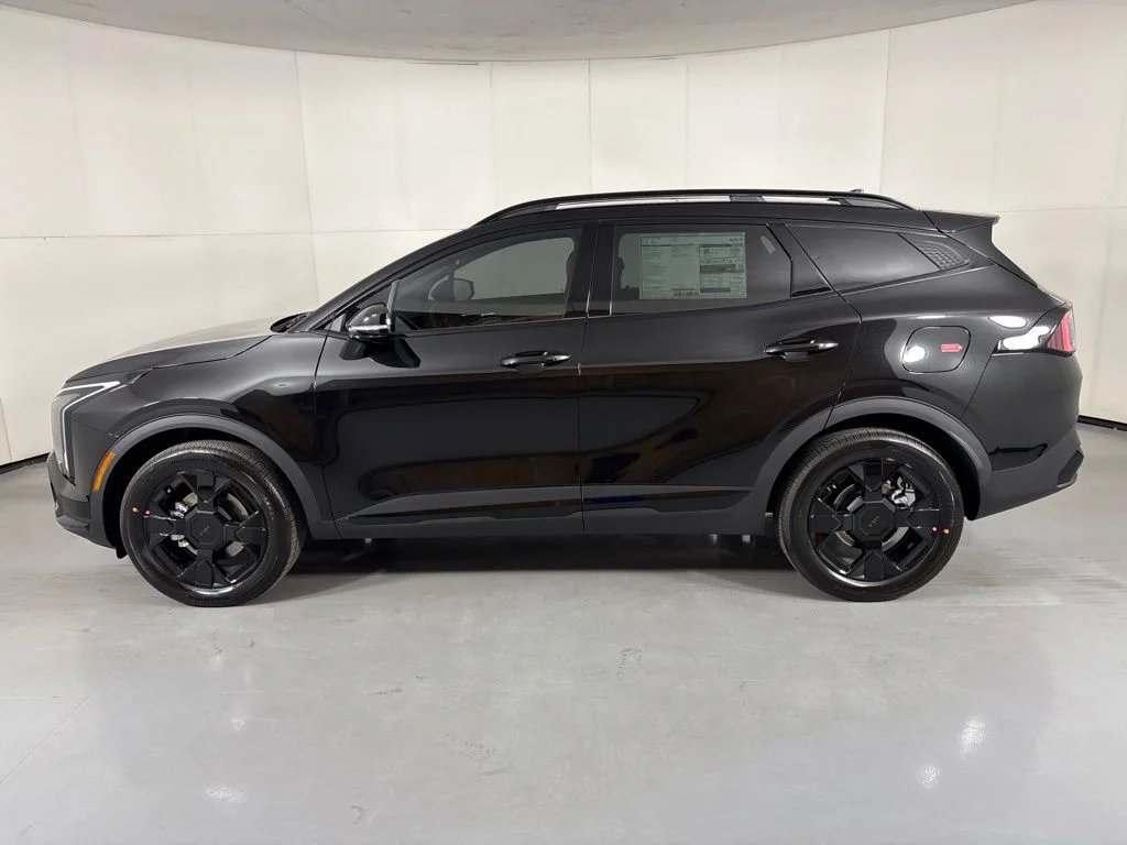 New 2027 Black Kia X-Line image 5