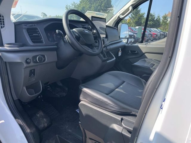 New 2026 Oxford White Ford Cargo Van image 9