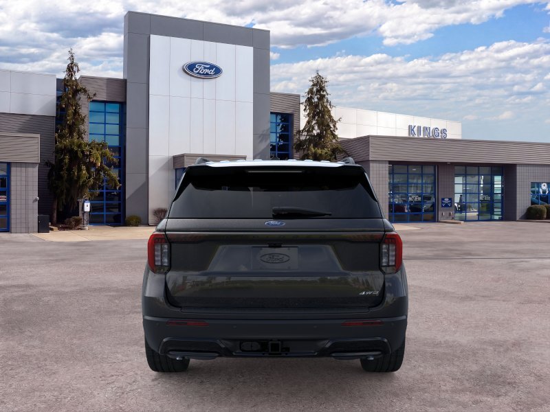 New 2026 Agate Black Metallic Ford ST-Line image 5