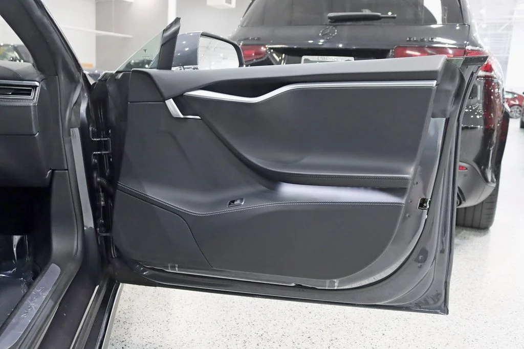 2015 Tesla Model S 85D