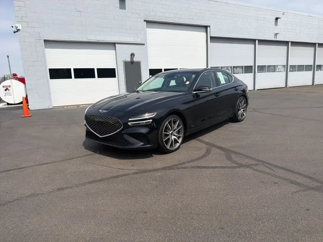 Used 2025 Black Genesis 2.5T image 16