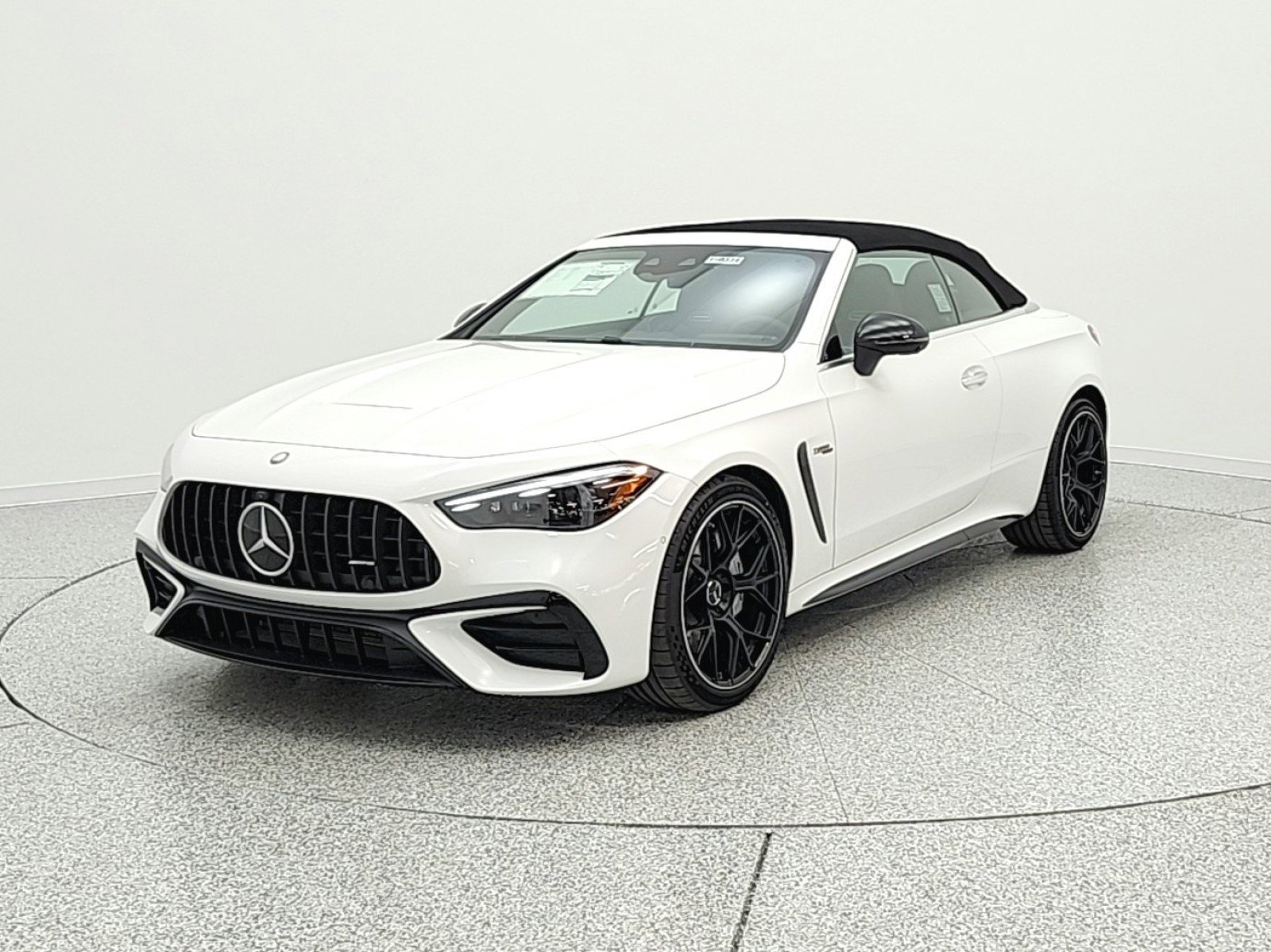 New 2026 MANUFAKTUR Moonlight White Metallic Mercedes-Benz AMG® CLE 53 4MATIC+ Cabriolet image 30