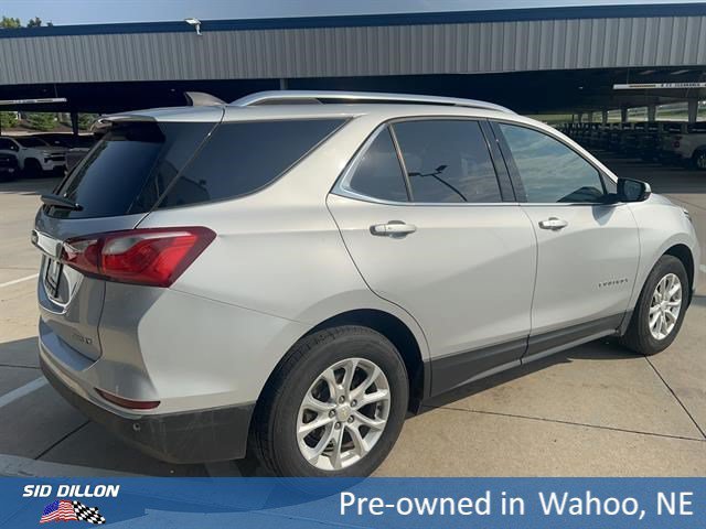 Used 2018 Silver Ice Metallic Chevrolet LT image 5