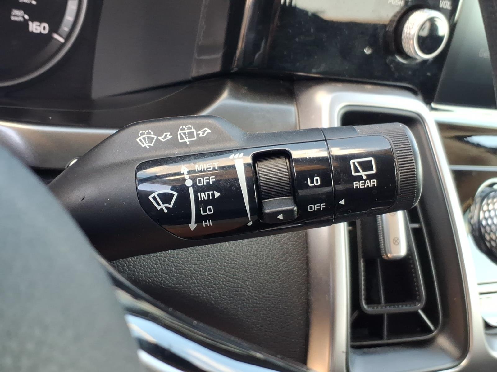 Used 2022 SILVER Kia LX image 26
