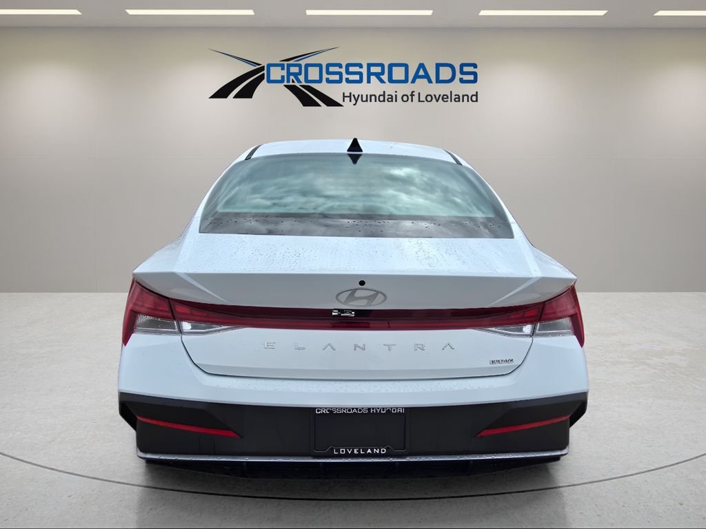 Used 2026 Serenity White Hyundai Blue image 5