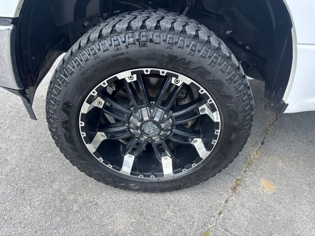 Used 2018 White Ford XLT image 16