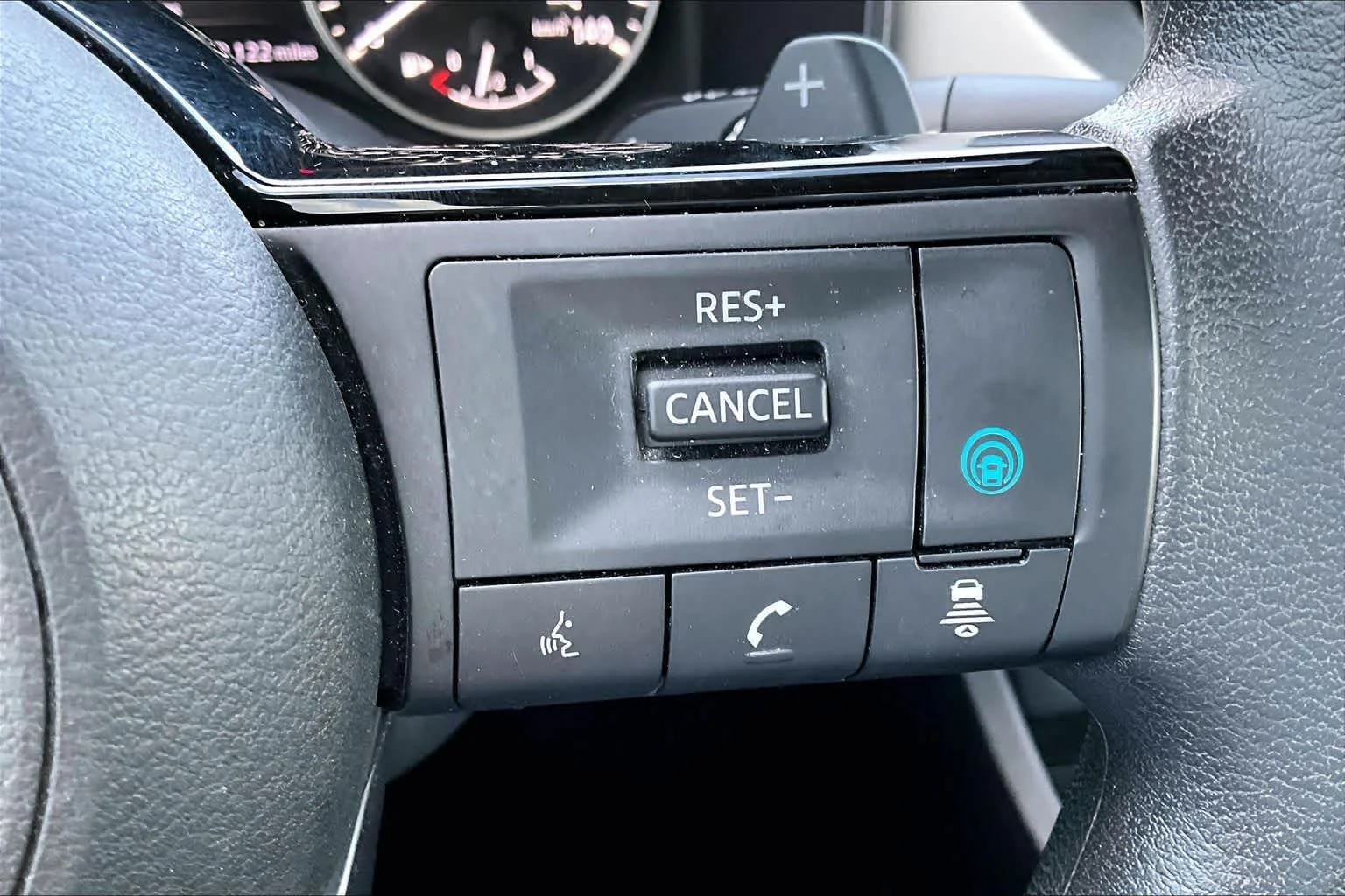 Used 2023 Super Black Nissan SV image 23