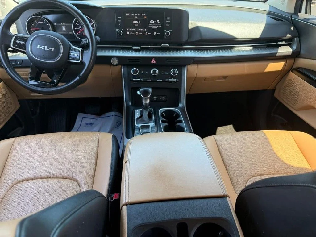 Used 2024 White Kia LX image 11