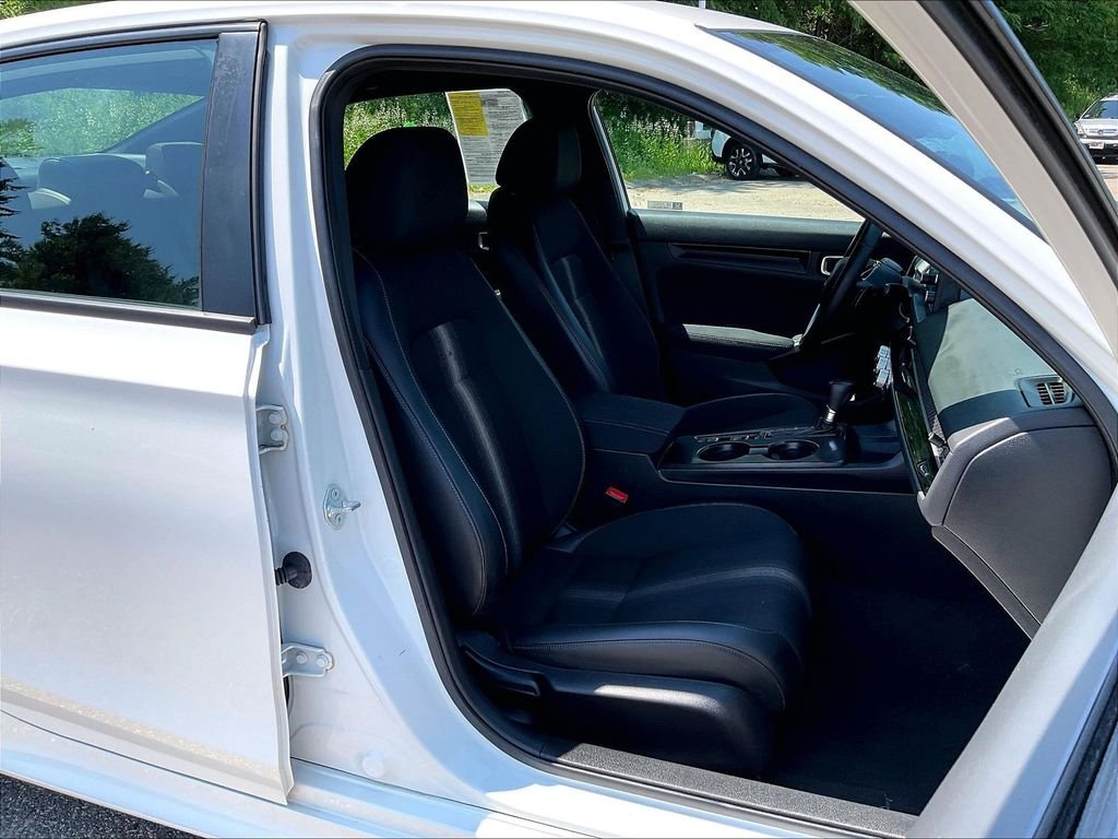 Used 2023 White Honda Sport image 11