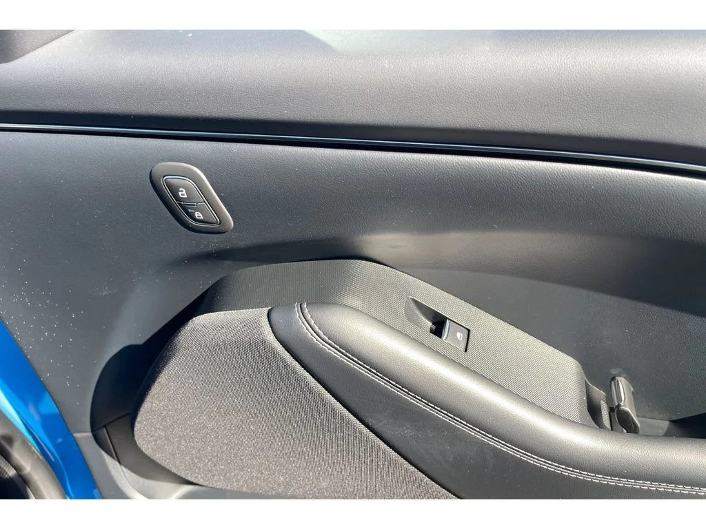 Used 2023 Grabber Blue Metallic Ford Select image 21
