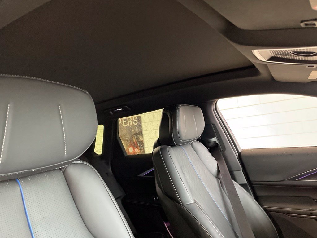 Used 2025 Red Cadillac Luxury image 14