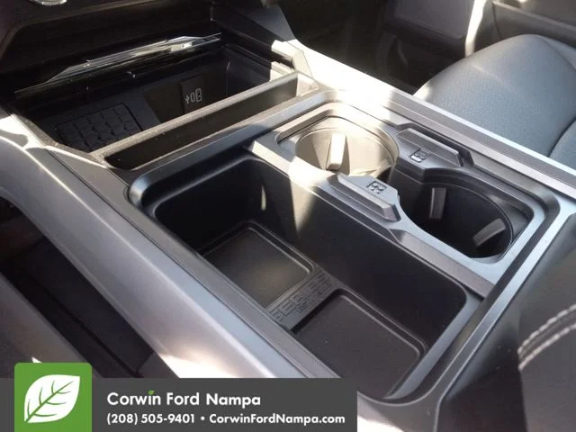 New 2026 Oxford White Ford Lariat image 18