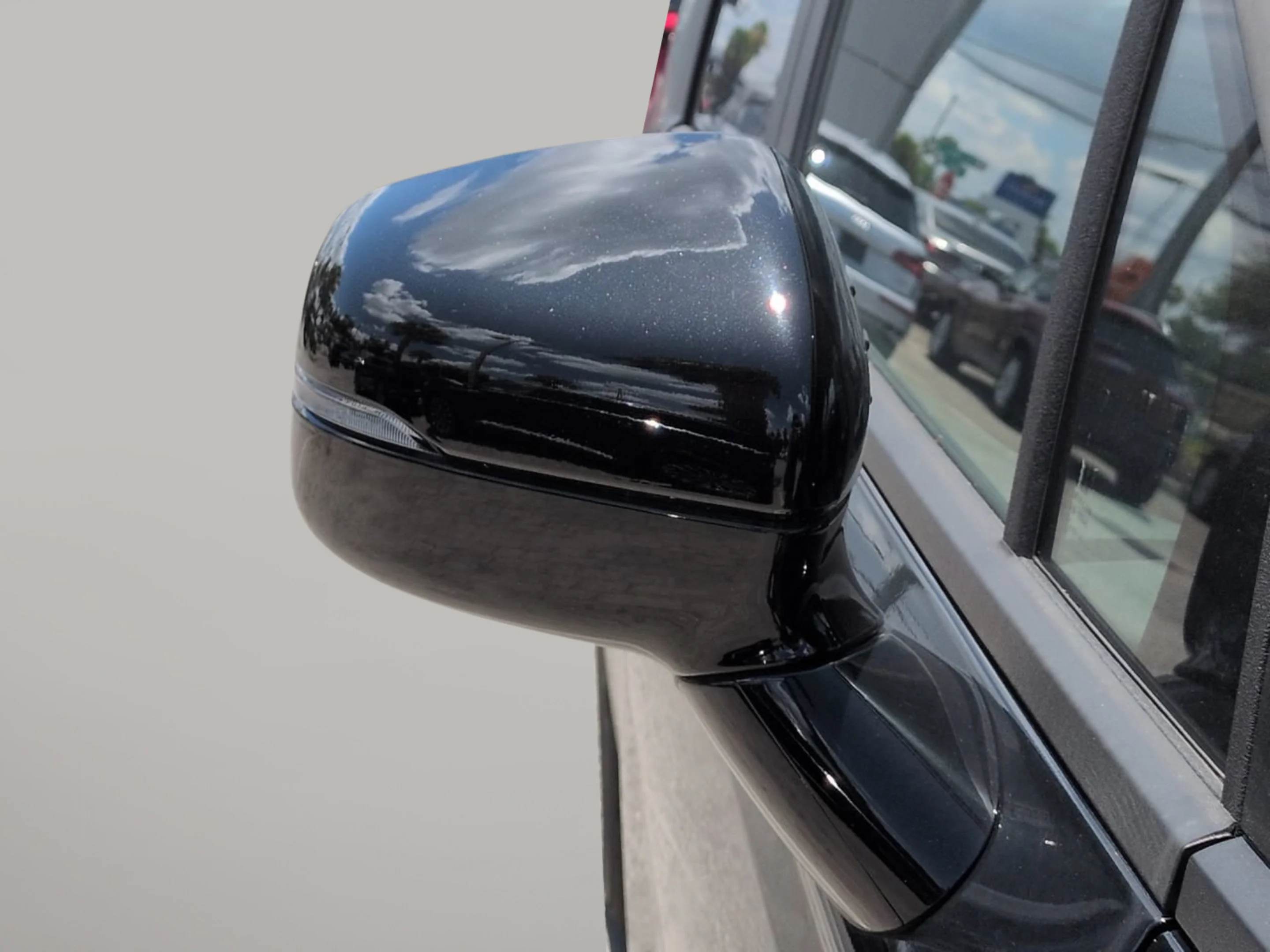 2026 Kia Carnival LXS - Photo 14