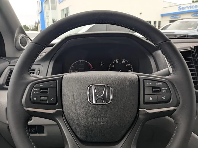 New 2026 Platinum White Pearl Honda RTL image 20