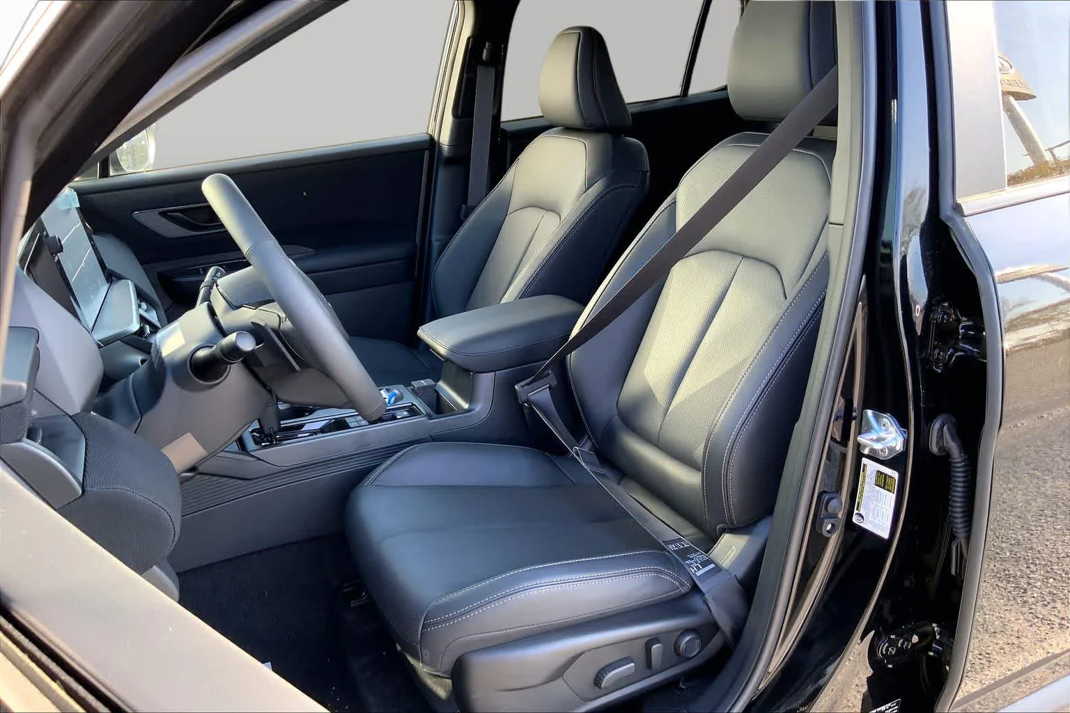 2026 Subaru Outback Limited - Photo 9