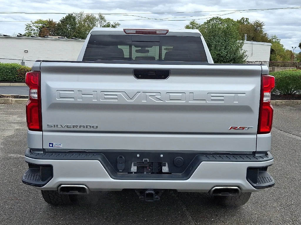 Used 2020 Silver Ice Metallic Chevrolet RST image 10