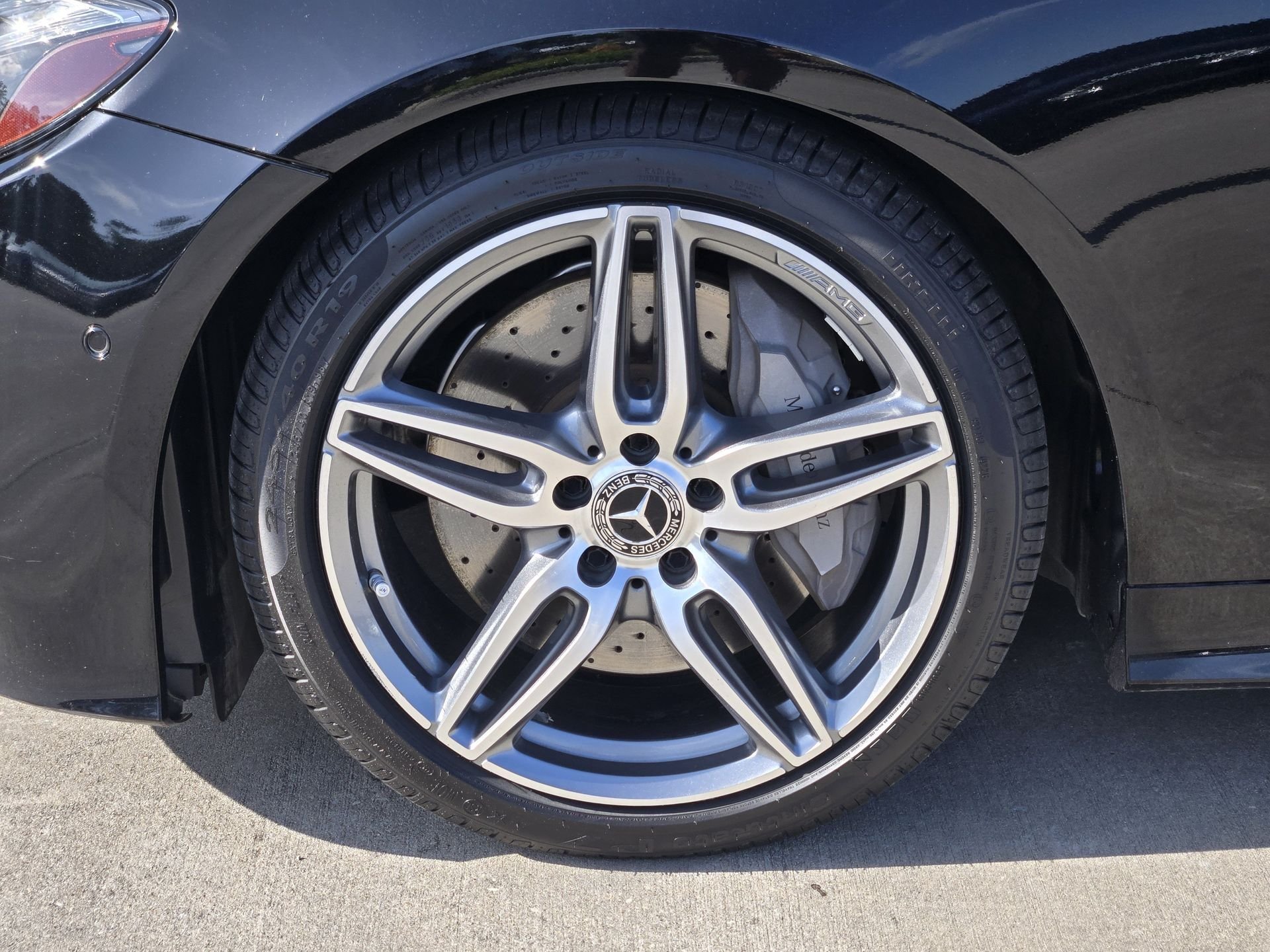 Used 2018 Black Mercedes-Benz E 400 image 12