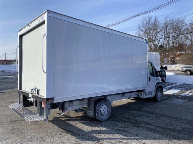 Used 2023 Bright White Clearcoat RAM  image 6