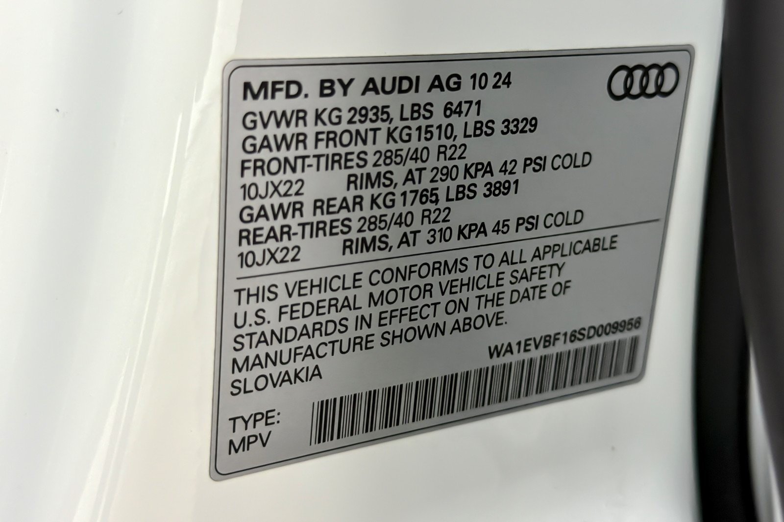 Used 2025 Carrara White Audi Premium Plus 55 TFSI quattro image 28