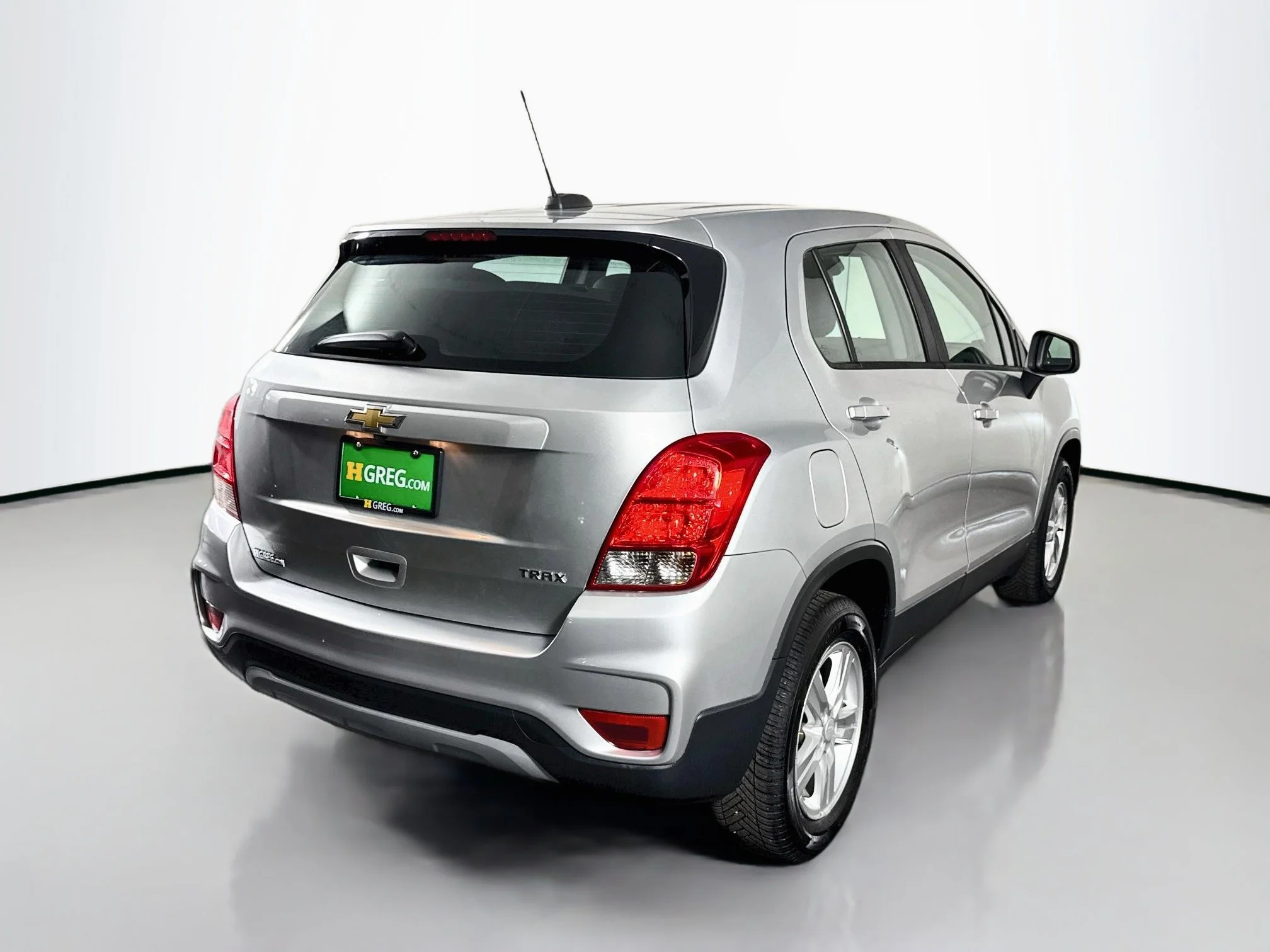 Used 2019 Silver Ice Metallic Chevrolet LS image 7